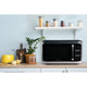 Four micro-ondes de comptoir Magic Chef MCM1611ST de 1,6 pi³ (1100 W), acier inoxydable avec boîtier noir, 11 niveaux de puissance